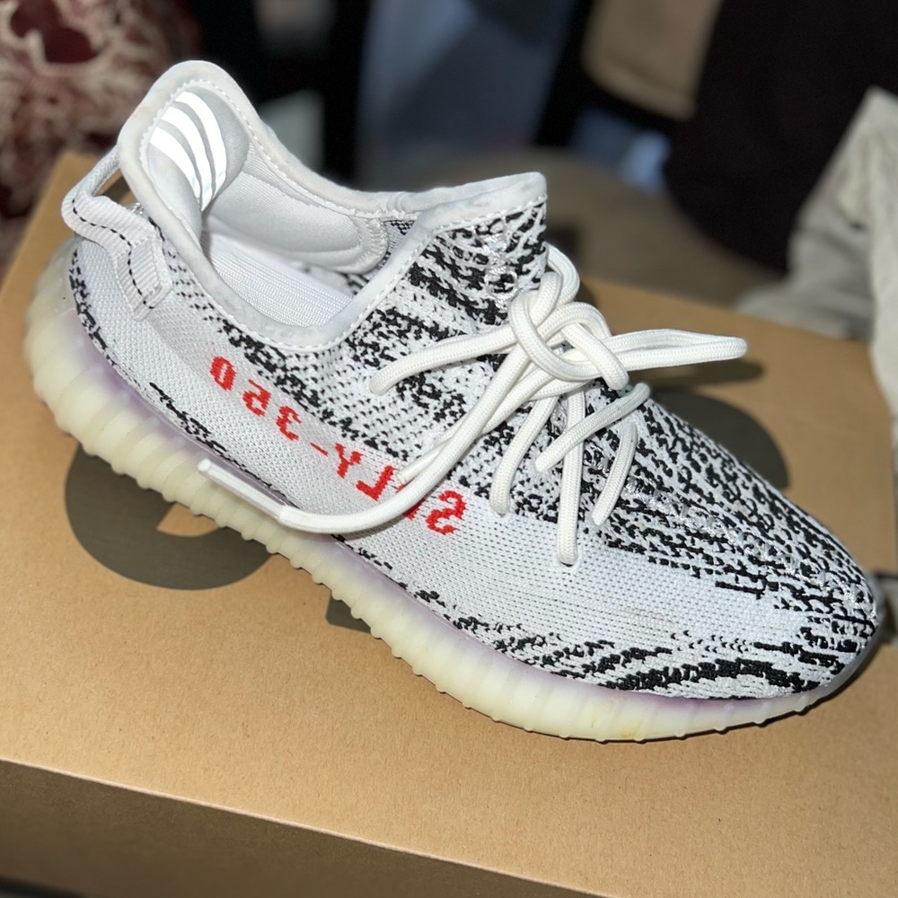 Yeezy Boost 350 V2 Zebra Core Red